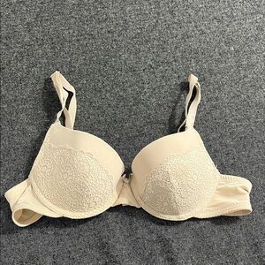 Elegant Cream Lace Bra